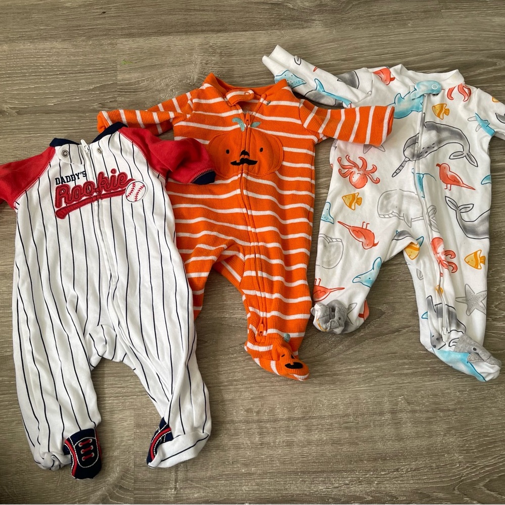 Baby sleepers size 0-3 months pajamas